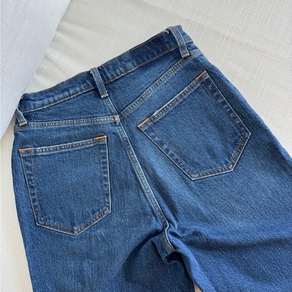 Abercrombie Ultra High Rise 90s Straight Jean - Picture 3 of 5